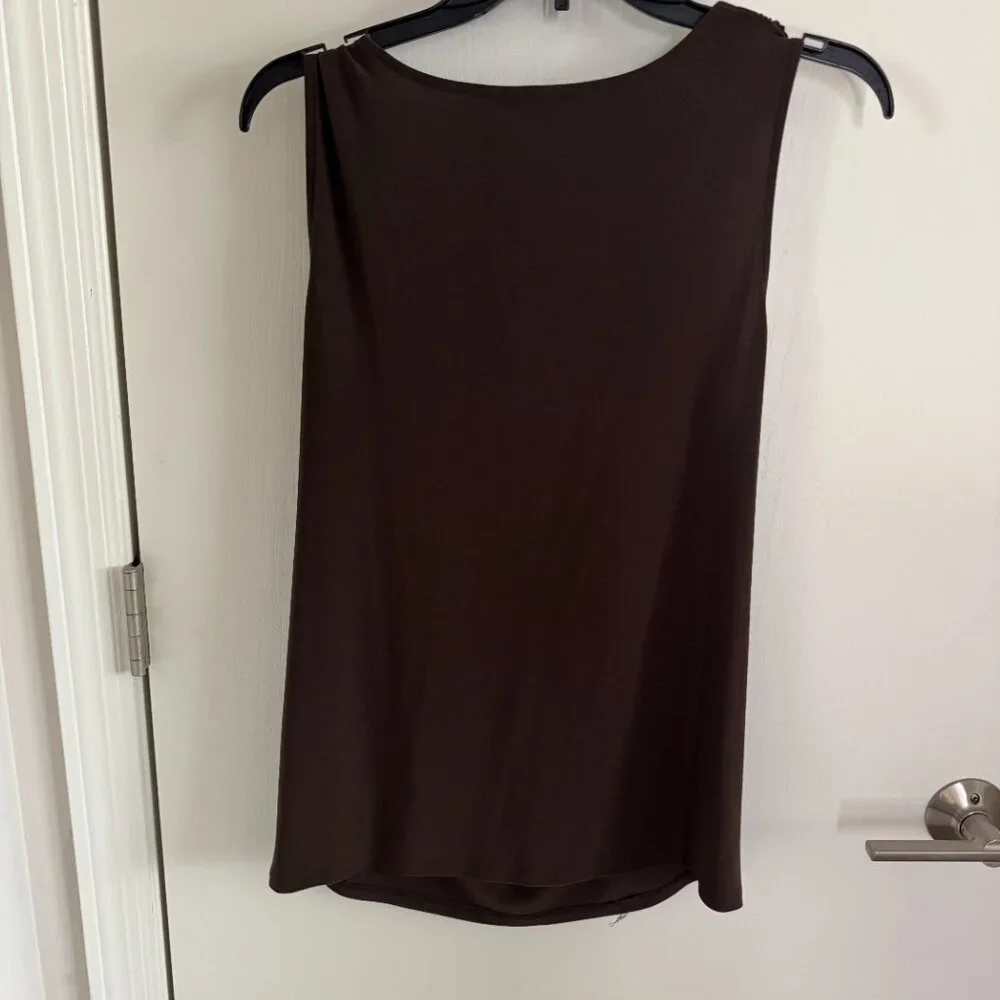 Chaus Brown Sleeveless Top with Gold Trim Accents on Shoulder. Women’s Size Med. - Picture 2 of 8